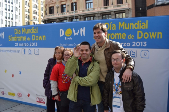 Lucas González, del grupo Andy y Lucas, quiso estar cerca de las personas con síndrome de Down en su día. 