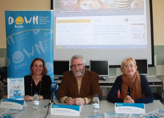 De izda. a dcha.: Pilar Nieto, subdirectora general corporativa de Divina Pastora; mateo San Segundo, vocal de la Junta Directiva de DOWN ESPAÑA; y Pilar Gadea, presidenta de la Fundación Asindown. 