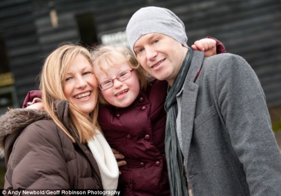 Jo, Evie y Simon viven en Inglaterra. 