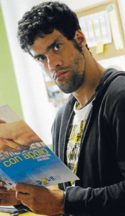 Abel García tiene 27 años y es usuario de DOWN PONTEVEDRA-XUNTOS. 