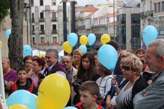 Los asistentes a la suelta de globos escucharon con orgullo las palabras de Ruth Ramos. 