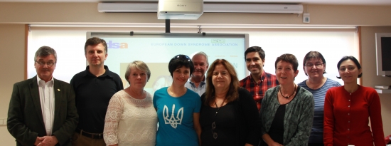 Manuel Velázquez, cuarto por la derecha, junto al resto de la nueva Junta Directiva de EDSA. 