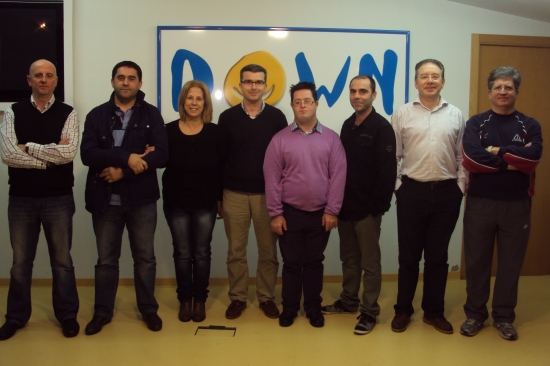 La nueva Junta Directiva de DOWN CORUÑA al pleno. 