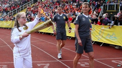 Lucy se mostró entusiasmada. Lucy se mostró entusiasmada.