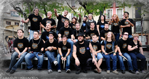 Portada post El último trabajo del grupo musical Motxila 21 triunfa en la web