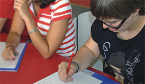 DOWN ESPAÑA lanza una publicación para estimular el gusto por la lectura y la escritura entre las personas con síndrome de Down