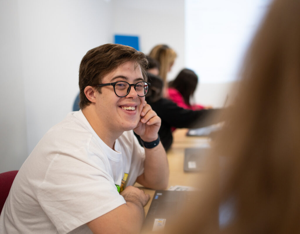 Ir a DIGI LAB: Formación digital para impulsar el empleo de personas con síndrome de Down