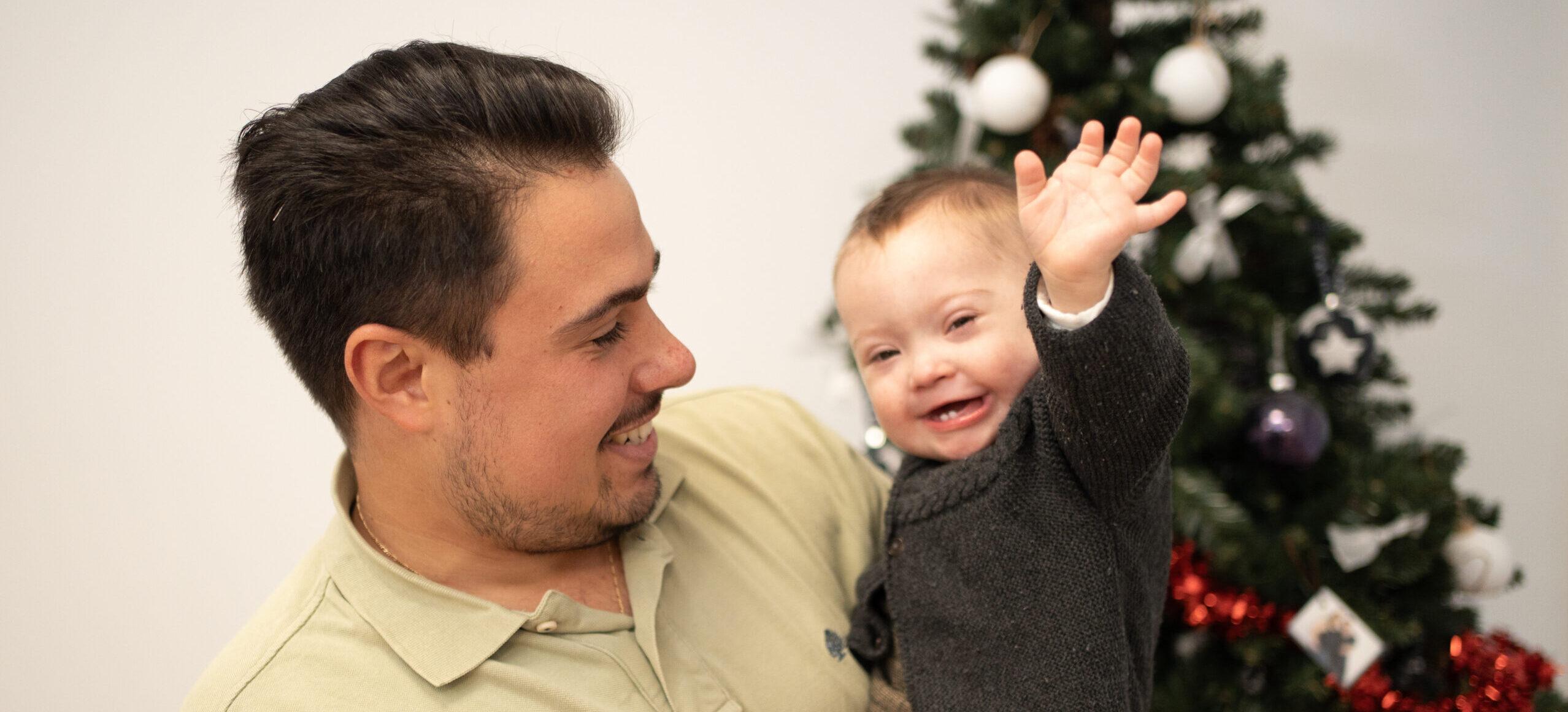“Queridos Reyes Magos, queremos que Juan sea feliz y tenga las mismas oportunidades que todos los niños”