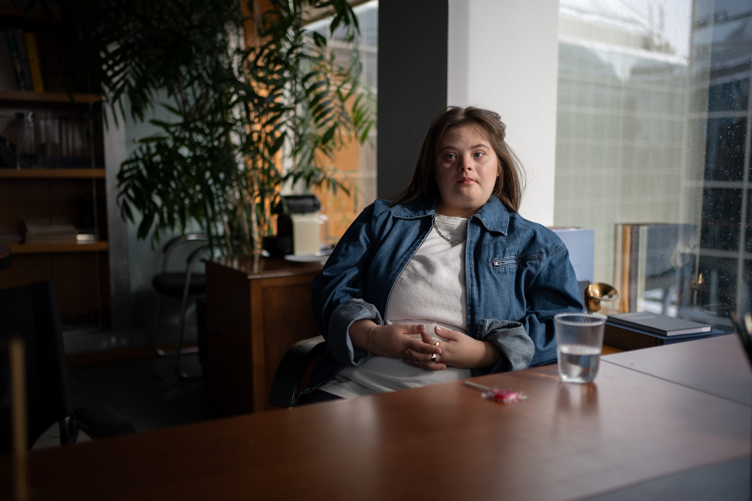 Después de reír, toca mirarnos