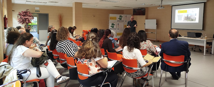 Ir a DOWN ESPAÑA y CREA, unidos para mejorar la calidad de vida de las personas con síndrome de Down y Alzheimer